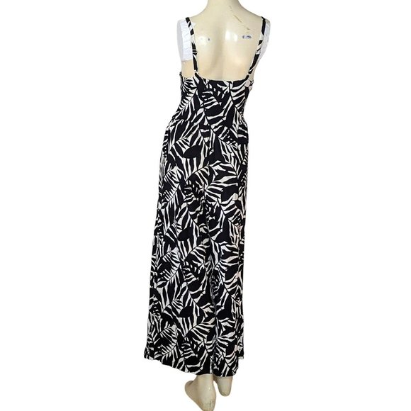 Old Navy Black and White Palm Print Jumpsuit Size Women Medium - Picture 2 of 12